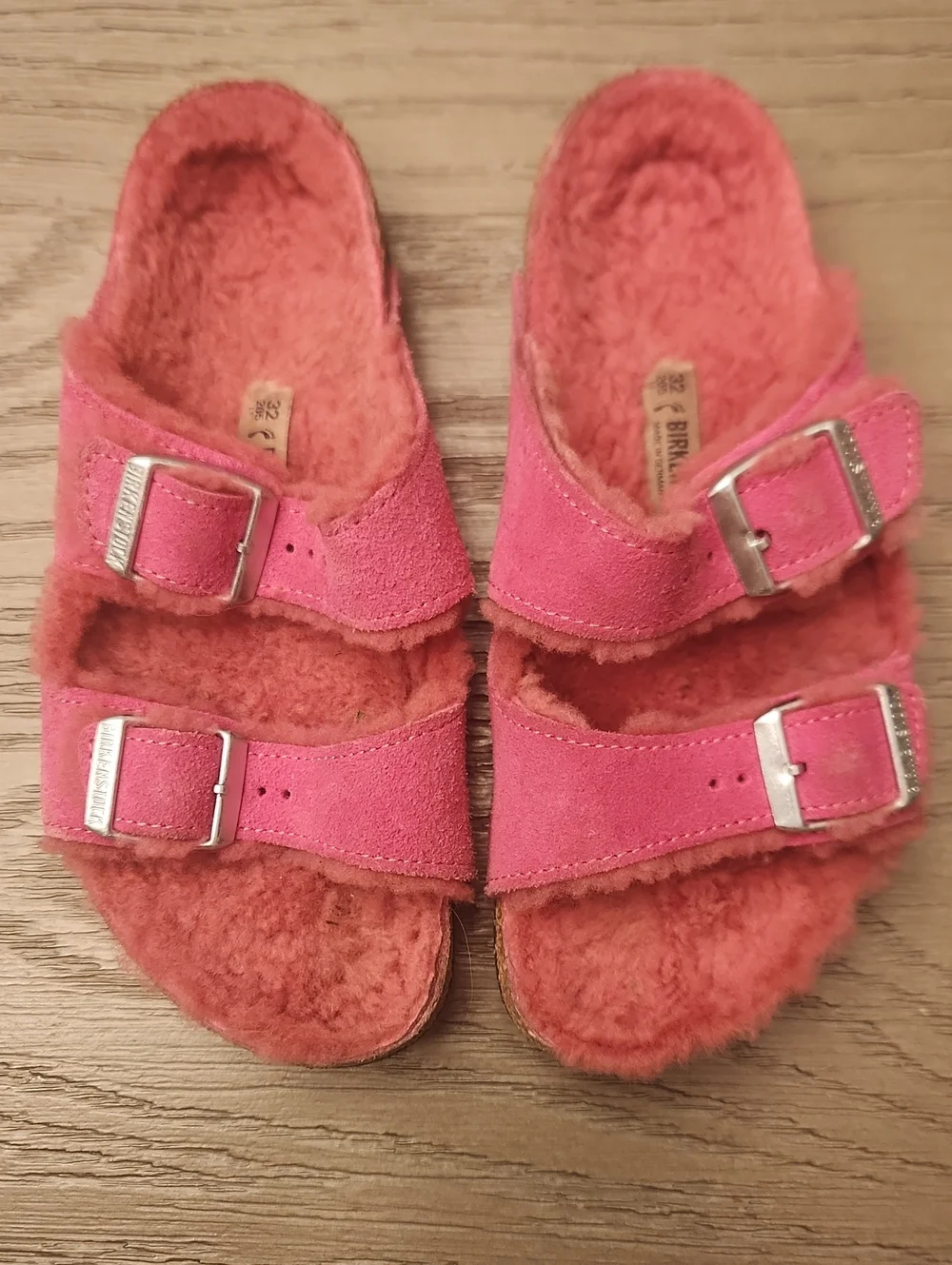 Birkenstock Kids Hot Pink Suede Shearling Double-Buckle Sandals
